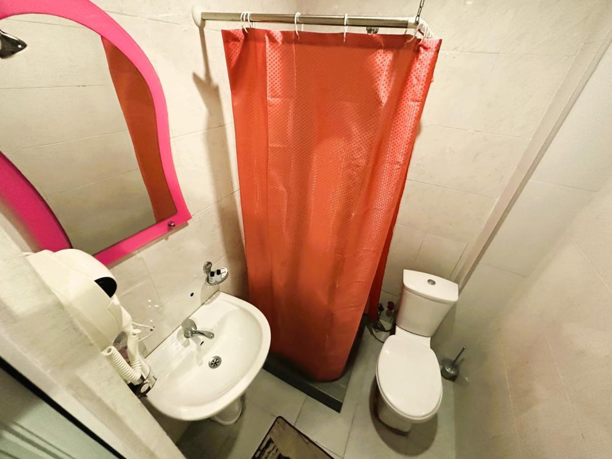 G Bakuri Ξενοδοχείο Μπατούμι Εξωτερικό φωτογραφία
